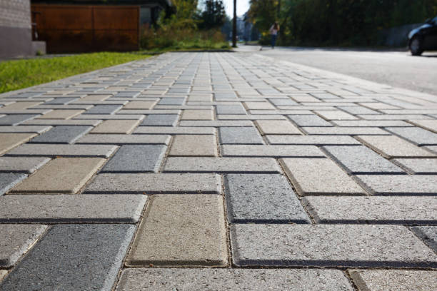 Best Driveway Pavers Near Me  in Yates Center, KS